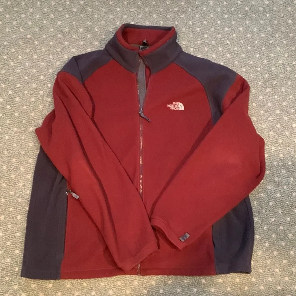 North Face Fleece Jacket‎